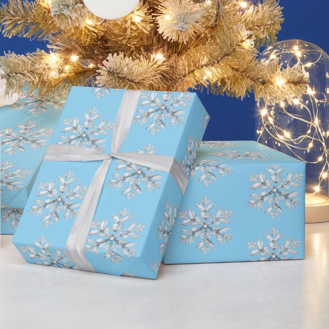 Blue White Snowflakes Christmas Geschenkpapier (Feiertage)