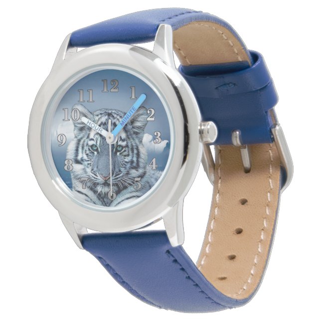 Blue White Tiger Armbanduhr (Schrägansicht)
