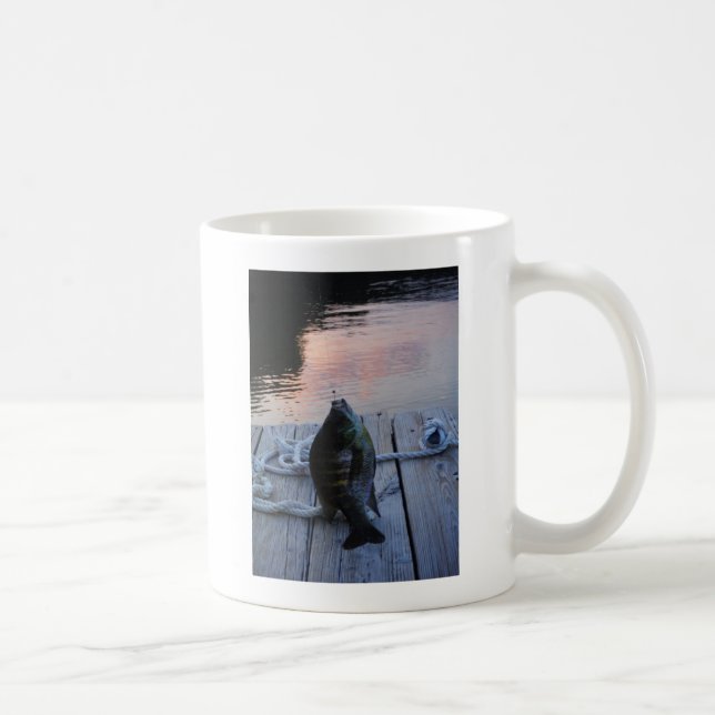 Bluegill bei Sonnenuntergang Lake Arrowhead Kaffeetasse (Rechts)