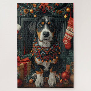 Bluetick Coonhound mit Weihnachtsgeschenken Kamin