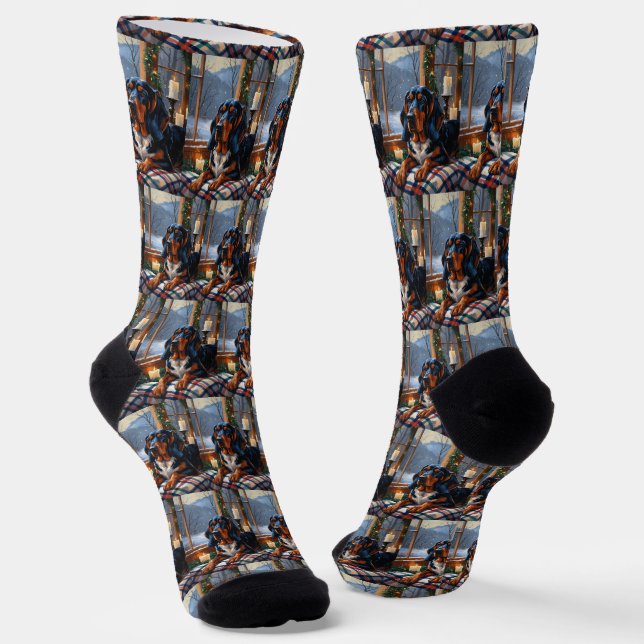 Bluetick Coonhound With Christmas Lights Holiday Socken (Gewinkelt)