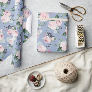 Blühende botanische rosa und blaue Wasserfarbe flo Geschenkpapier