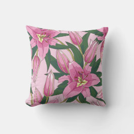 Blühende Lilien in pastellrosa Kissen