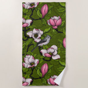 Blühende Magnolie und Titmausvogel 2 Strandtuch