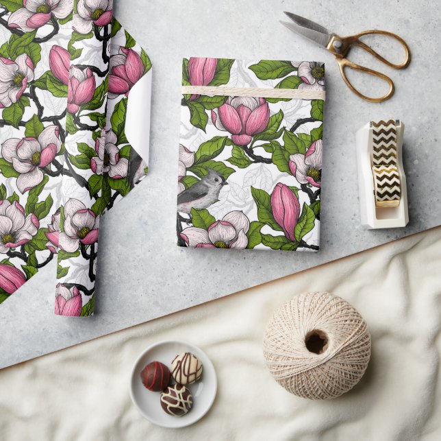 Blühende Magnolie und Titmausvogel Geschenkpapier (Basteln)