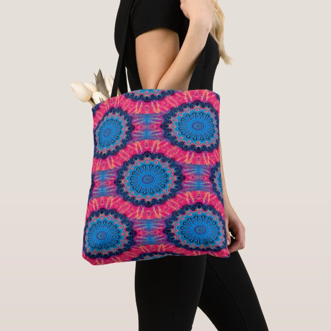 Blühende Mandalase.... Tasche (Von Nahem)
