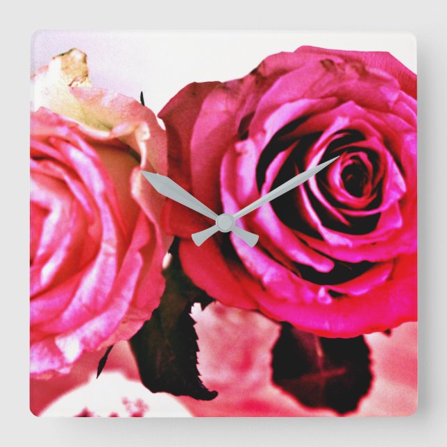 Blühende Rose Quadratische Wanduhr (Vorderseite)