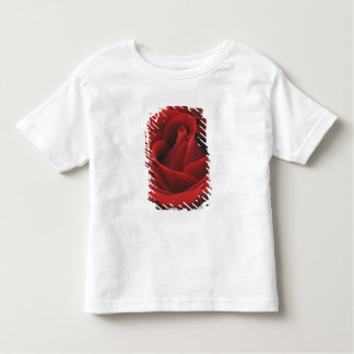 Blühende Rote Rose Kleinkind T-shirt