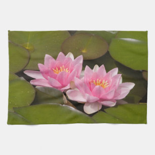Blühende Wasserliken Handtuch