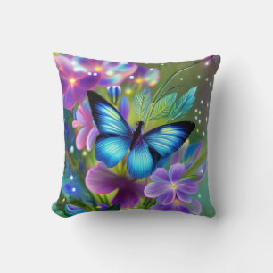 Blühender Schmetterling in Fairy Garden Kissen