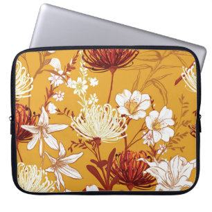 Blühendes Retro: unvollendete Kunst der Blumenschl Laptopschutzhülle