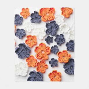 Blume aus handgefertigten Frühlingstoffen, orange Fleecedecke