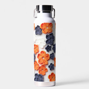 Blume aus handgefertigten Frühlingstoffen, orange Trinkflasche