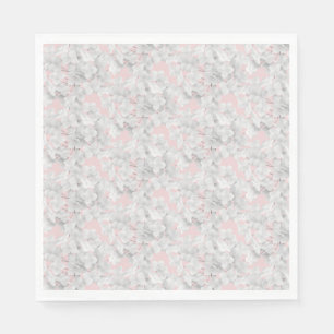 Blume-Blätter mit weißem Hydrangea auf rosa Serviette