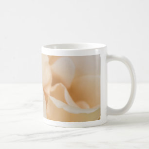 Blume der beigefarbenen Rose Kaffeetasse
