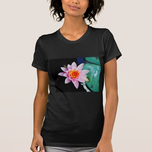 Blume der Lilie (Pink und Orange) T-Shirt (Vorderseite)