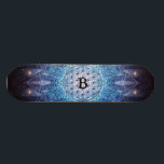 Blume des Lebens/des personalisierten geistigen Skateboard<br><div class="desc">Blume von Leben-/Blume-DES Lebens heiliges Universum-personalisiertes geistiges Geschenk. Personifizieren Sie es mit der Initiale/dem Namen der Empfängers oder fertigen Sie es weiter besonders an, wenn Sie den Schriftart, die Größe u. die Farbe des Textes ändern sowie den Text bewegen mögen. Oder löschen Sie den Text, wenn Sie ihn eher außen...</div>