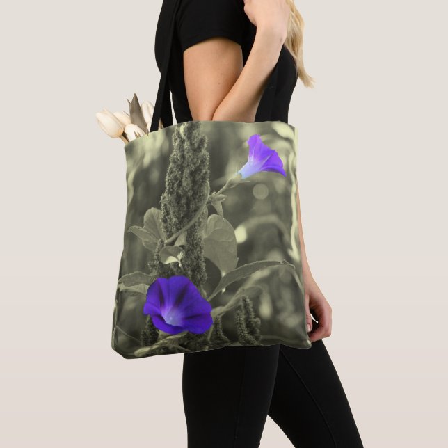 Blume des Morgenruhms - teilweise Farbe Tasche (Von Nahem)