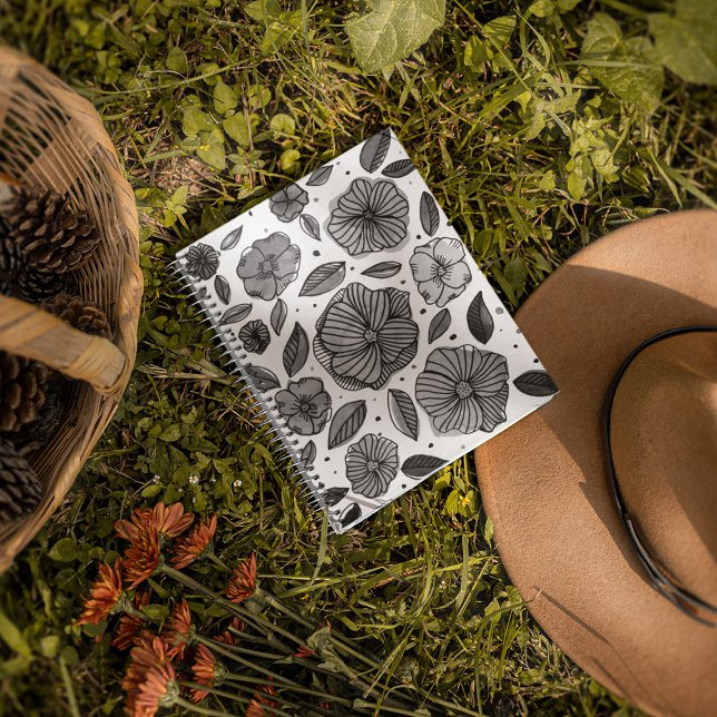 Blume für Aquarell und Tinte - Schwarzweiß Notizbuch (Von Creator hochgeladen)