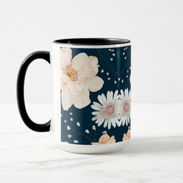 Blume in hellen Farben mit dunklem Ozeanhintergrun Tasse (Links)