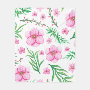 Blume in hellrosa Wasserfarbe, kleine Berries und Fleecedecke