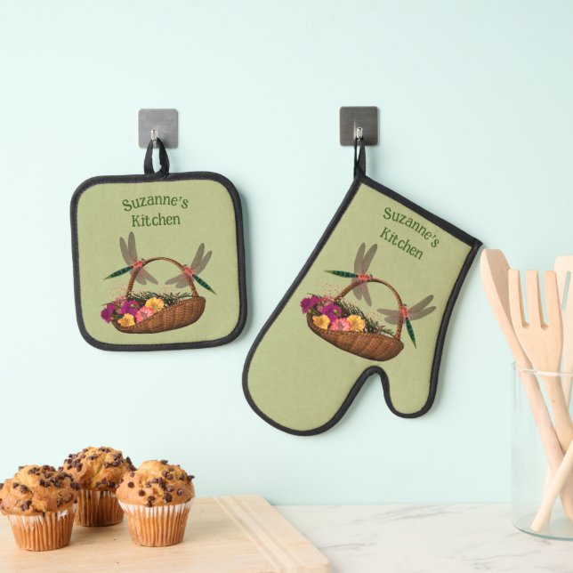 Blume-Korb für Libellen Personalisiert Ofenhandschuh & Topflappen-Set (Insitu (Hängend))