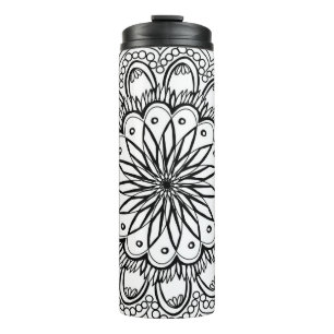 Blume Mandalahand zeichnend Thermosbecher