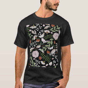 Blume mit antiken Gravierungen handbemalt T-Shirt