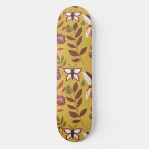 Blume mit nahtlosem Blumenmuster, Schmetterling, r Skateboard