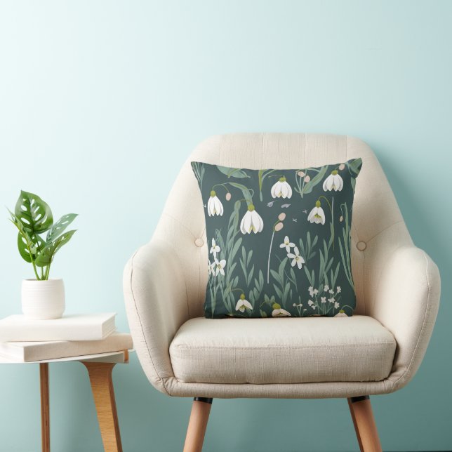 Blume mit weißem Schnee auf Grün Kissen (Stuhl )