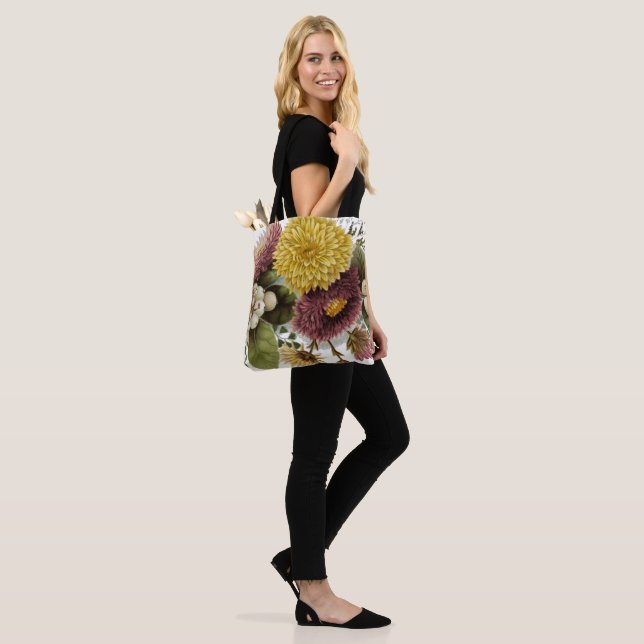 Blume Mum Floral Tasche (Am Model)