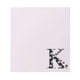 Blume Muster Buchstabe K Notizblock
