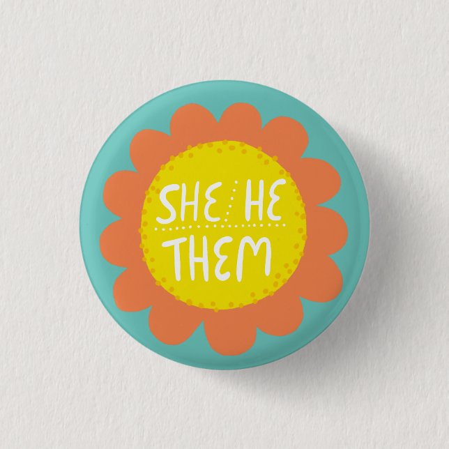 BLUME Pride Handlettered Button (Vorderseite)