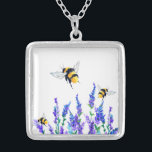 Blume und Bienen Versilberte Kette<br><div class="desc">Ketten mit schönen Frühlingsblumen und Bienen fliegen Zeichnend Natur Sweet Honey Bee Necklace - oder wählen / Fügen Sie Ihren Lieblings-Text / Farbe - Machen Sie Ihr einzigartiges Geschenk - Neu vergrössern und verschieben oder entfernen und fügen Sie Elemente mit Anpassungs-Tool! - Zeichn und Design von MIGNED. Sie können meine...</div>