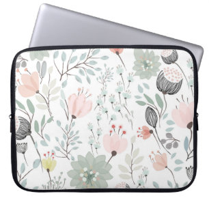 Blume und Blattmuster in tropischem Grün und Rosa Laptopschutzhülle