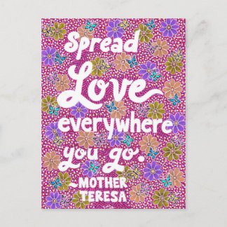 Blume und Schmetterlinge Liebe Typografie Zitat Postkarte