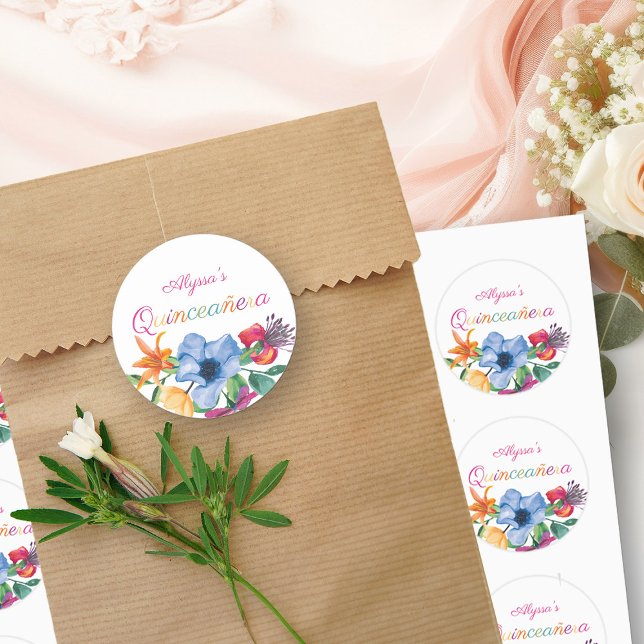Blume von Fiesta, weiß, floral Quinceanera Runder Aufkleber (Floral Stickers from my Fiesta Flowers Quinceanera Collection)