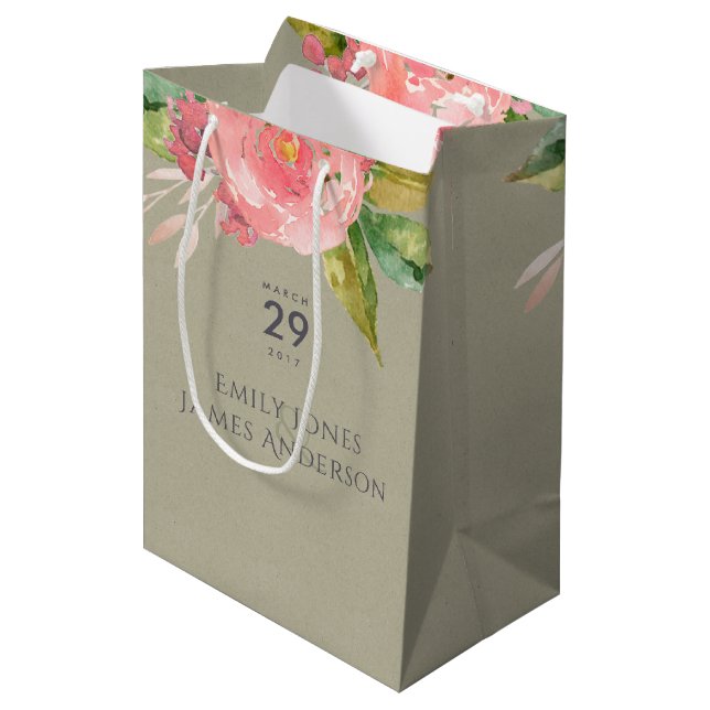 Blume WASSERFARBPINK GREEN FOLIAGE WEDD Mittlere Geschenktüte (Vorderseite Schrägansicht)