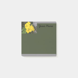 Blume zu den Grünen Post-it-Hinweisen Post-it Klebezettel