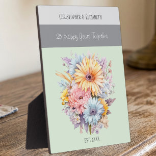 Blume zum 25. Jahrestag geben grüne Namen Fotoplatte