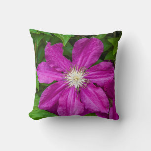 Blumen bei Robinette's Apple Haus und Geschenke Sc Kissen