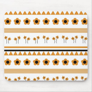 Blumen-Dreieck-Boho-Muster mit Randstreifen Mousepad