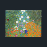 Blumen-Garten durch Vintages Blumen Gustav-Klimt Fleecedecke<br><div class="desc">Bauerngarten/Vintage Kunst des Blumen-Gartens/des Hütten-Gartens gemalt im Jahre 1905 vom österreichischem Symbolist u. von Kunst Nouveau Künstler Gustav Klimt (1862-1918)</div>