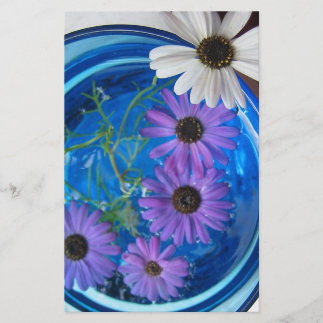 Blumen im blauen Pool Briefpapier (Vorderseite)