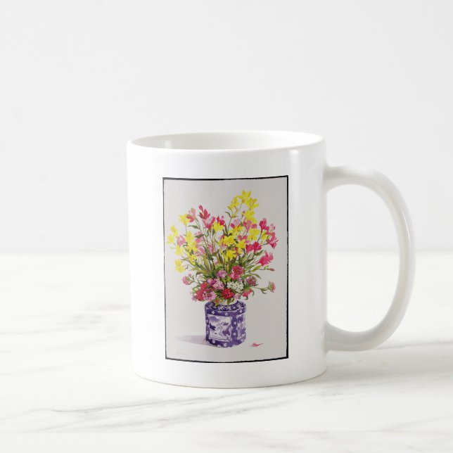 Blumen in einem chinesischen Glas Kaffeetasse (Rechts)