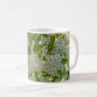 Blumen in einem englischen Garten Kaffeetasse