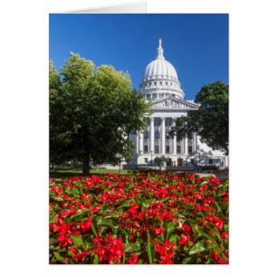 Blumen vor dem State Capitol Building