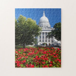 Blumen vor dem State Capitol Building