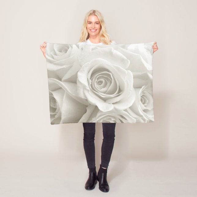 Blumen | Weiße Rosen Fleecedecke (Beispiel)