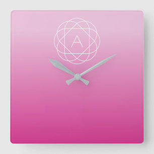 Blumenähnliches geometrisches Monogramm Rosa sch Quadratische Wanduhr